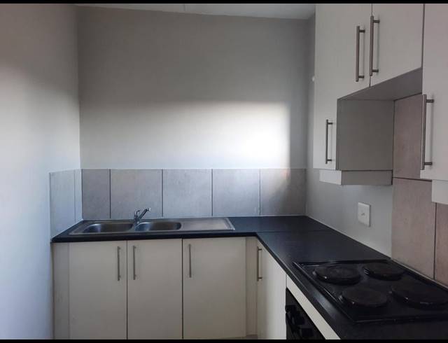 3 BEDROOM APARTMENT FOR SALE IN WALDRIFT